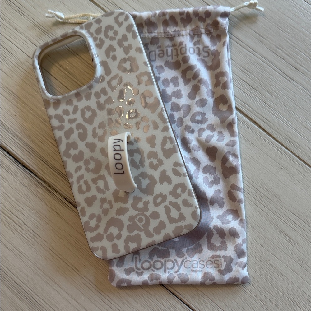 16 Pro Max Loopy Case Beige Leopard Phone Case